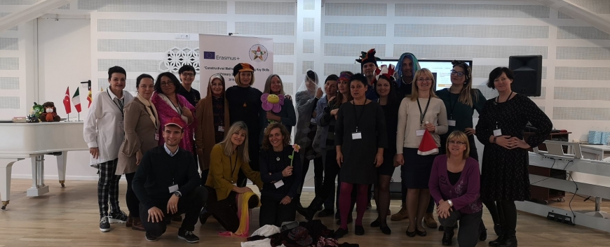 You are currently viewing Daivos Rudokaitės užsiėmimas ERASMUS+ projekte