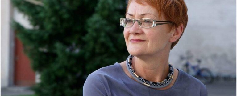 Read more about the article Nuo rugsėjo 23 d. renkama suaugusiųjų (vyrų ir moterų) grupė „Veidrodis”